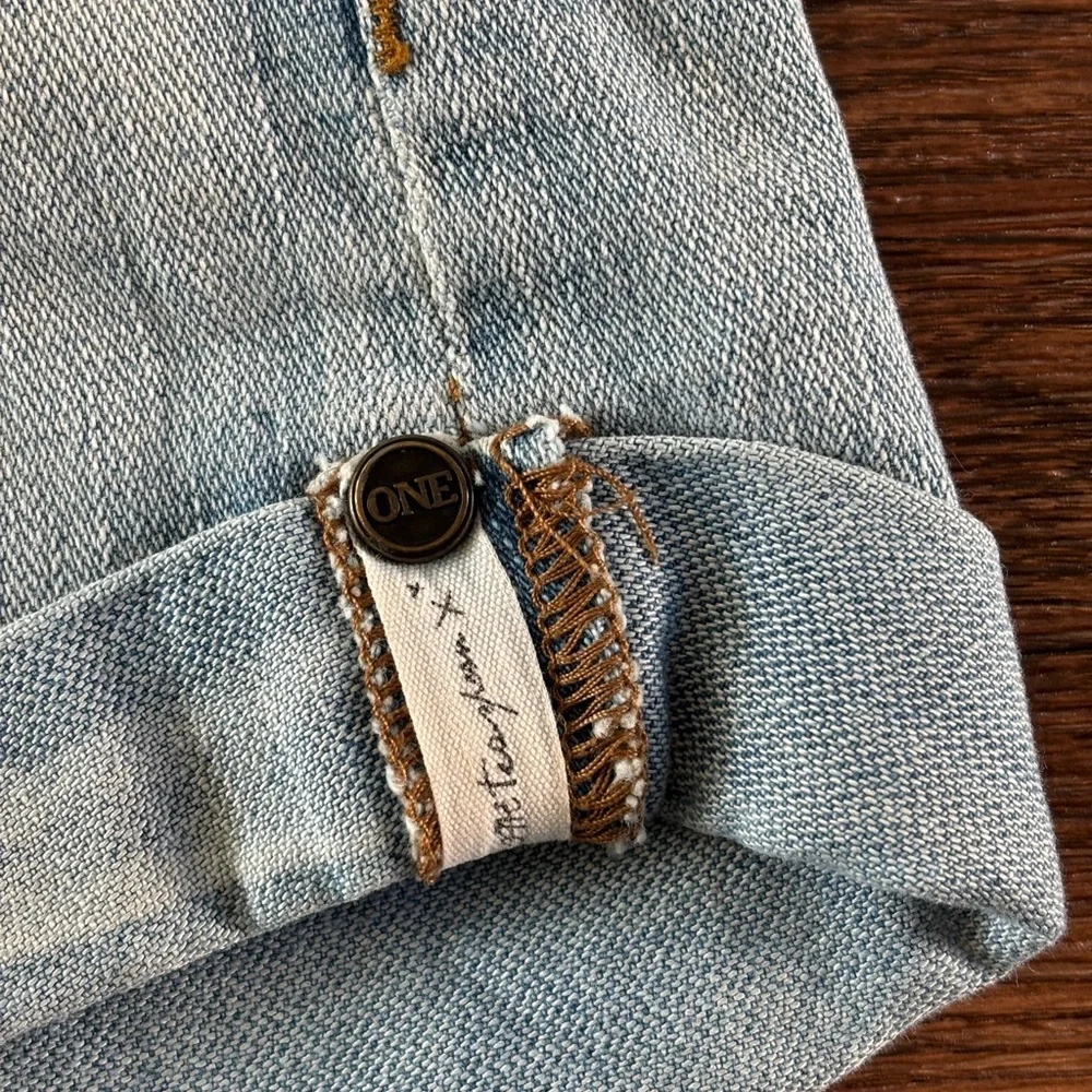 One Teaspoon Free People | Lovers
Denim Shorts 24 - Picture 10 of 12